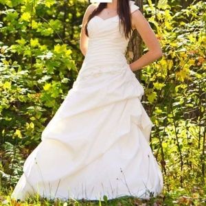 FREE SHIPPING - Wedding dress